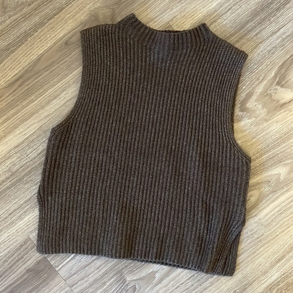 Dynamite Olive Knit Tank - Picture 2 of 5